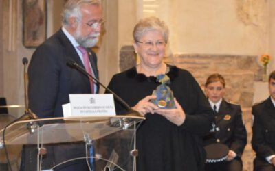 Premio «Menina» por nuestra labor en defensa de la mujer